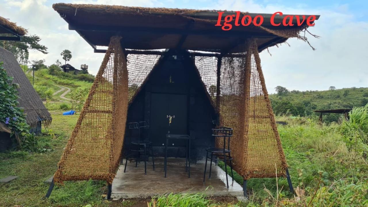 Shining Caves Lodge Varagampadi